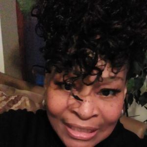 Meet your Posher, Etta